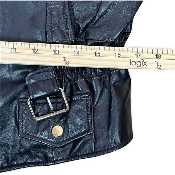 Vintage Black Leather Jacket - Picture 11 of 12